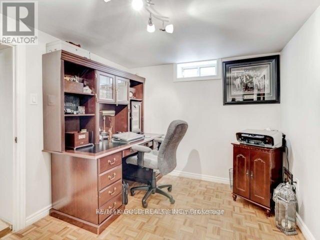6 Monaco Court, Toronto, Ontario  M3N 1R8 - Photo 23 - W12995292
