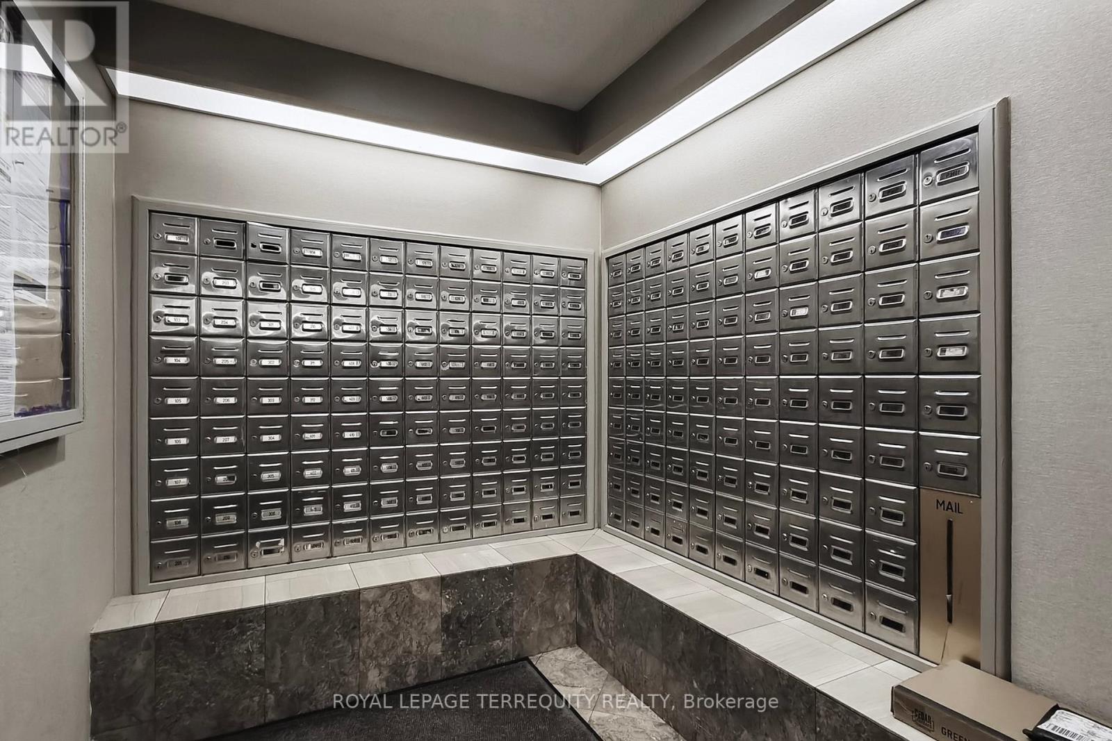 211 - 20 Cherrytree Drive, Brampton, Ontario  L6Y 3V1 - Photo 27 - W12994794