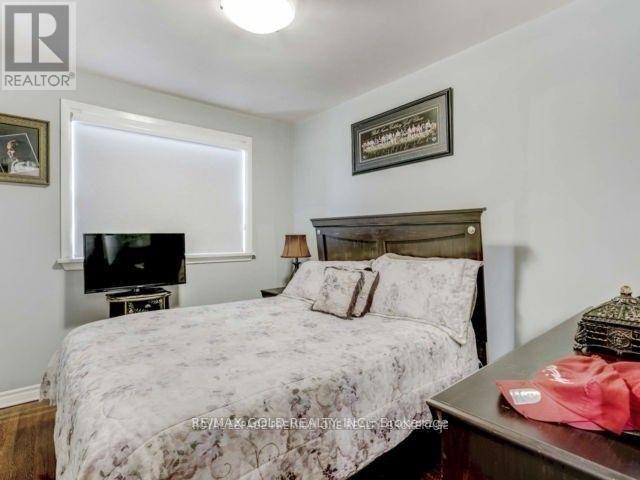 6 Monaco Court, Toronto, Ontario  M3N 1R8 - Photo 17 - W12995292