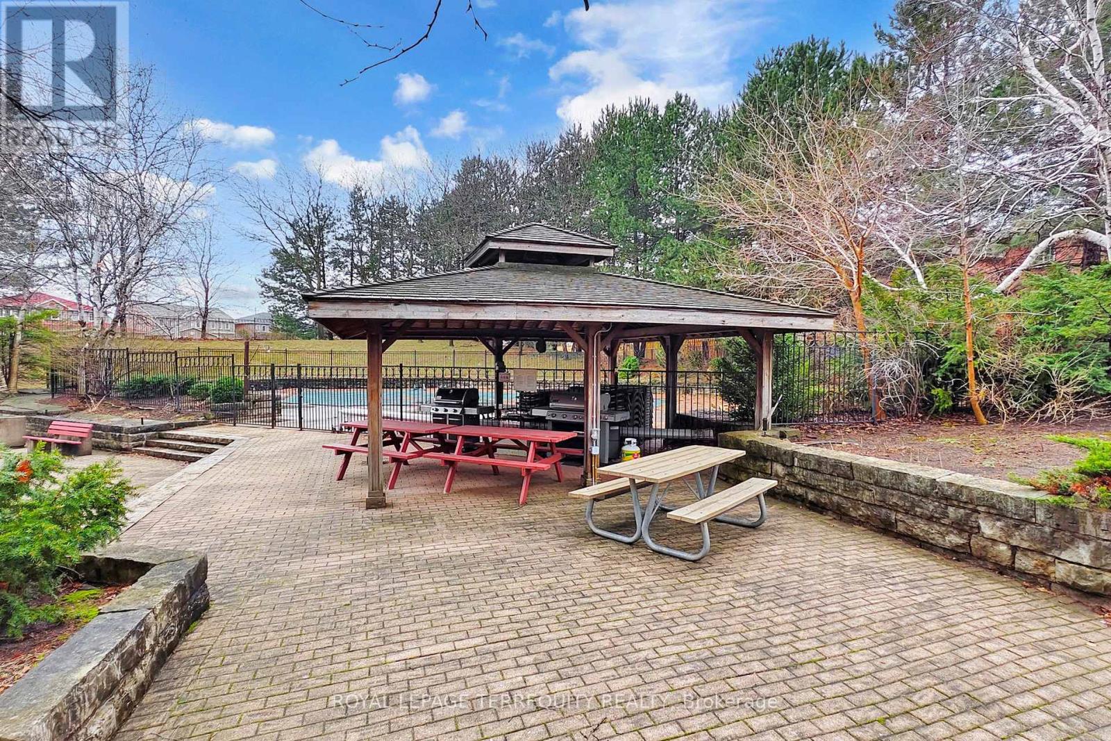 211 - 20 Cherrytree Drive, Brampton, Ontario  L6Y 3V1 - Photo 32 - W12994794