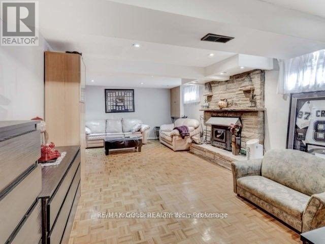 6 Monaco Court, Toronto, Ontario  M3N 1R8 - Photo 22 - W12995292