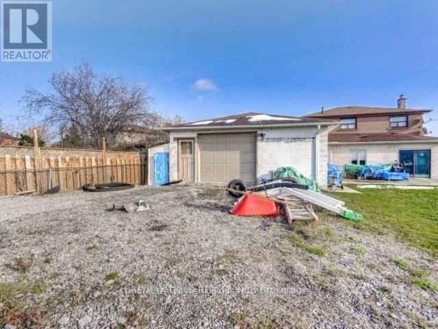 6 Monaco Court, Toronto, Ontario  M3N 1R8 - Photo 32 - W12995292