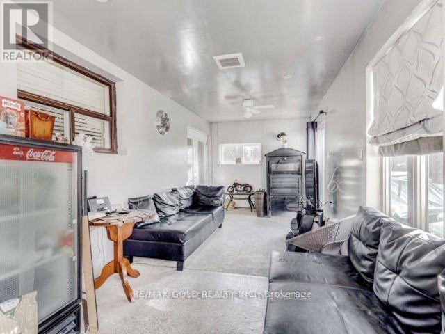 6 Monaco Court, Toronto, Ontario  M3N 1R8 - Photo 34 - W12995292