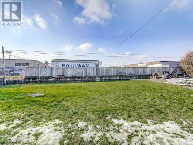 6 Monaco Court, Toronto, Ontario  M3N 1R8 - Photo 40 - W12995292