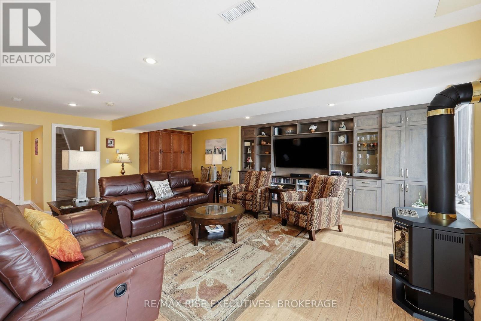 143 Ellesmeer Avenue, Kingston, Ontario  K7P 3H7 - Photo 34 - X12944294