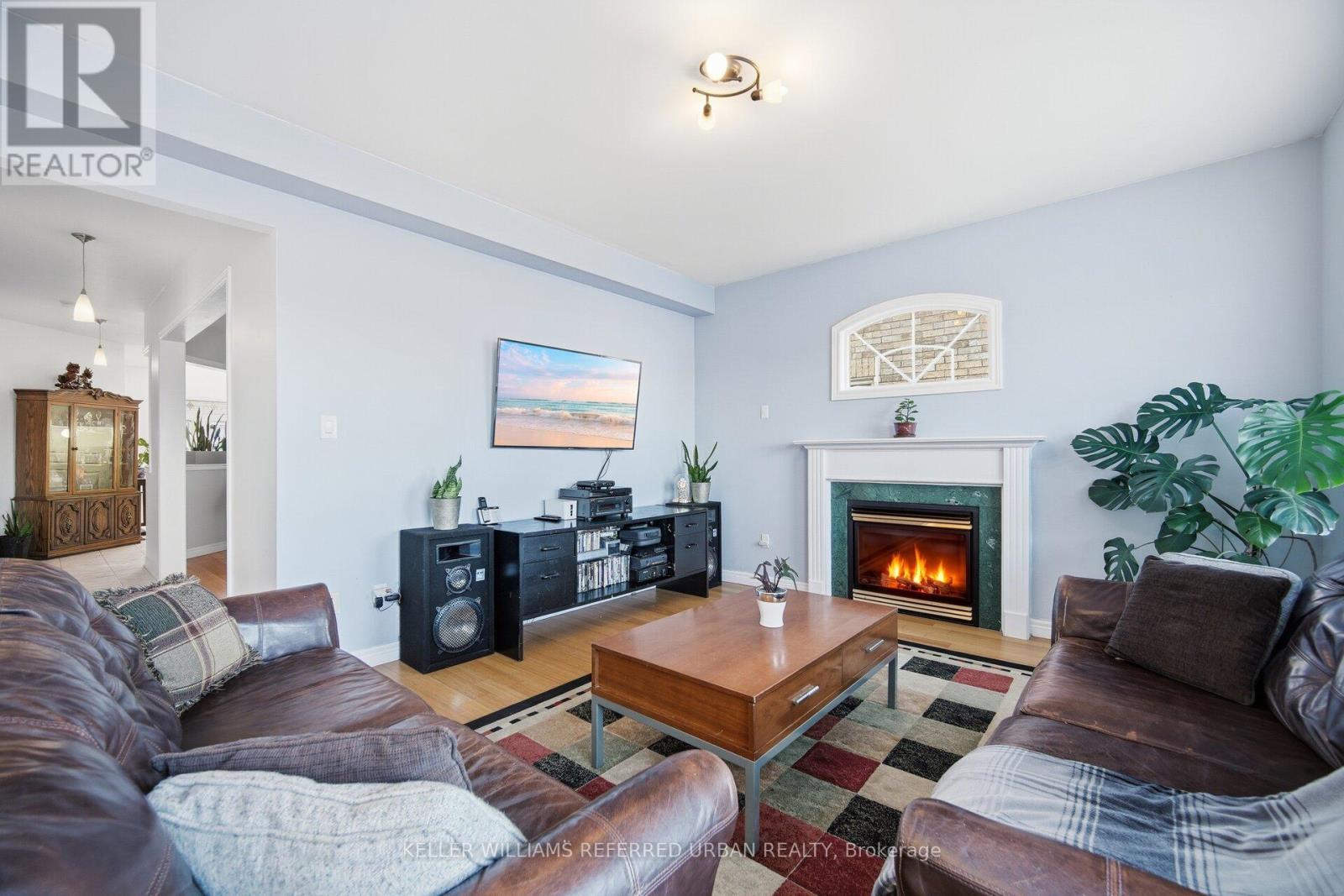 194 Manley Lane, Milton, Ontario  L9T 5N8 - Photo 13 - W12747386