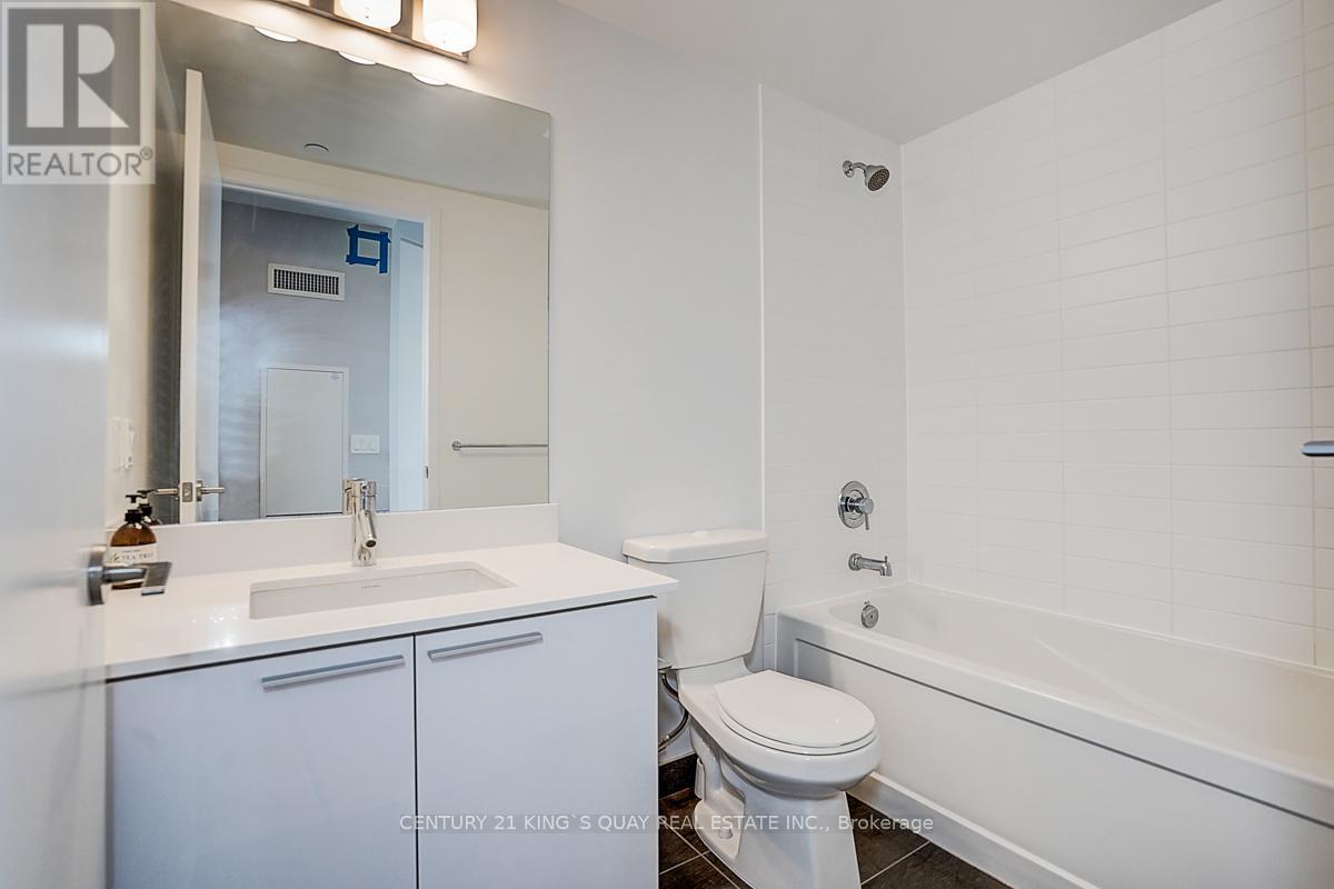 2004 - 10 Park Lawn Road, Toronto (Mimico), Ontario  M8Y 0H9 - Photo 11 - W12991066