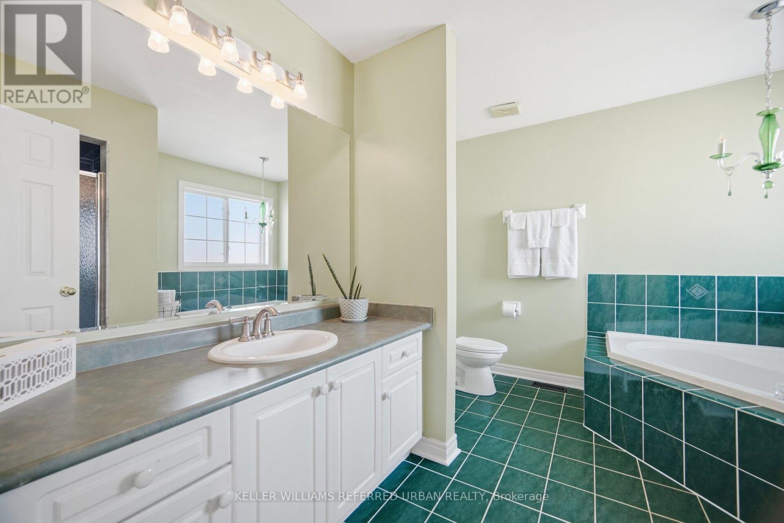 194 Manley Lane, Milton, Ontario  L9T 5N8 - Photo 21 - W12747386