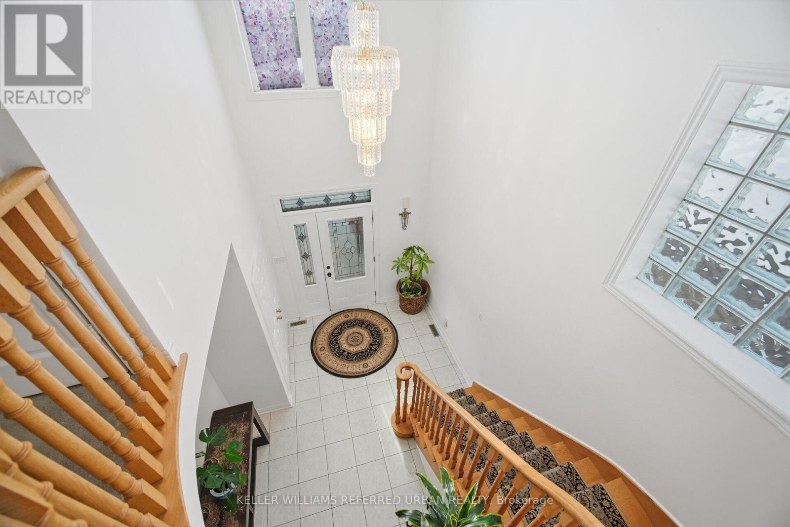 194 Manley Lane, Milton, Ontario  L9T 5N8 - Photo 4 - W12747386