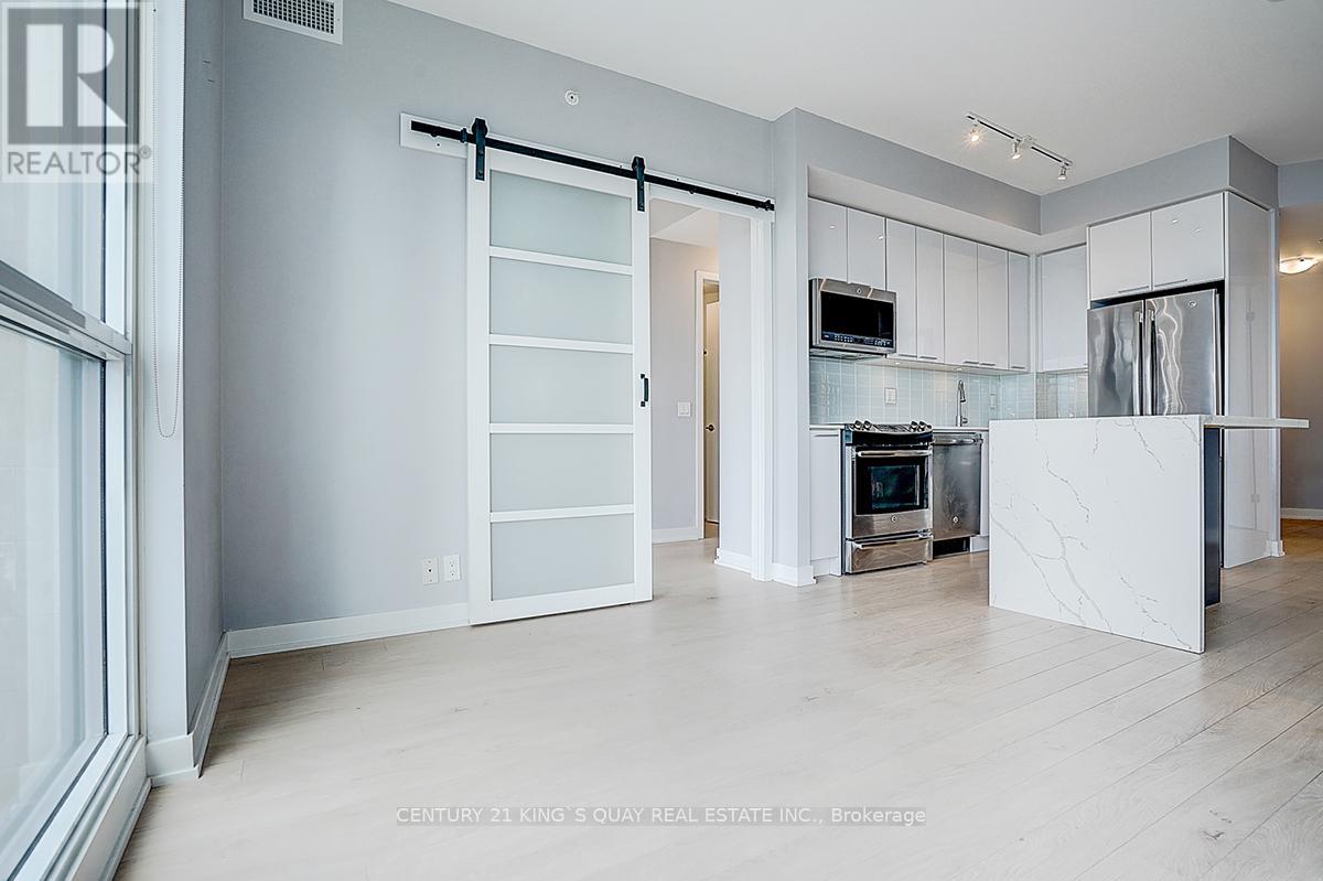 2004 - 10 Park Lawn Road, Toronto (Mimico), Ontario  M8Y 0H9 - Photo 25 - W12991066