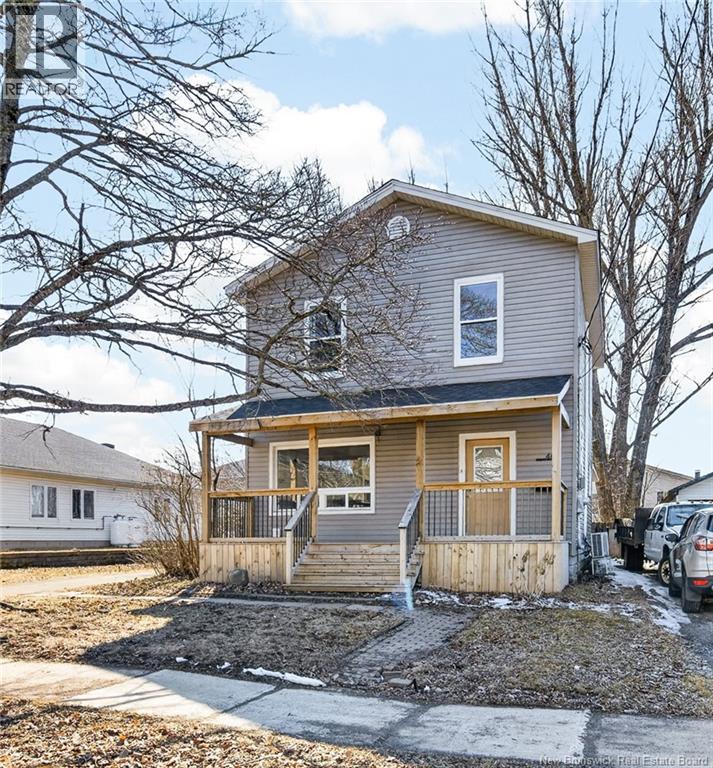 46 Lefurgey Avenue, Moncton, New Brunswick  E1C 7G3 - Photo 1 - NB136651