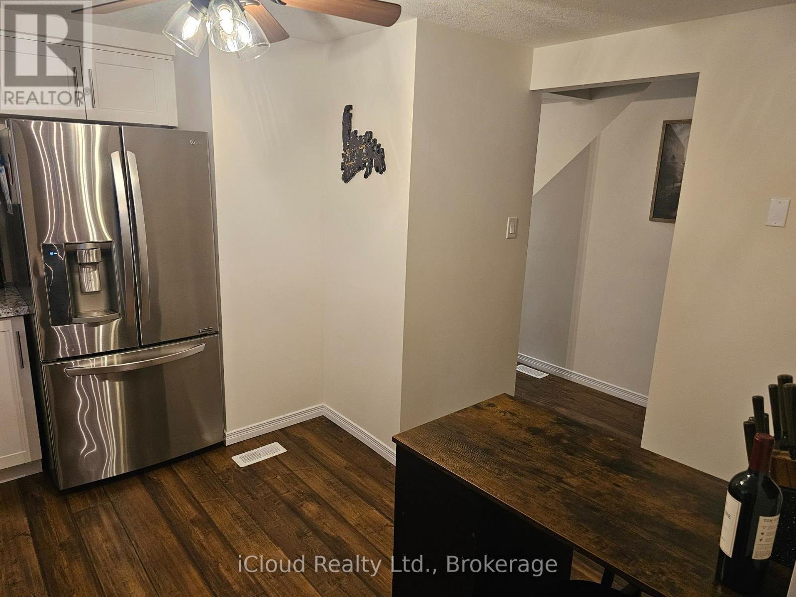 458 Misty Crescent, Kitchener, Ontario N2B 3V6 - Photo 14 - X12993190