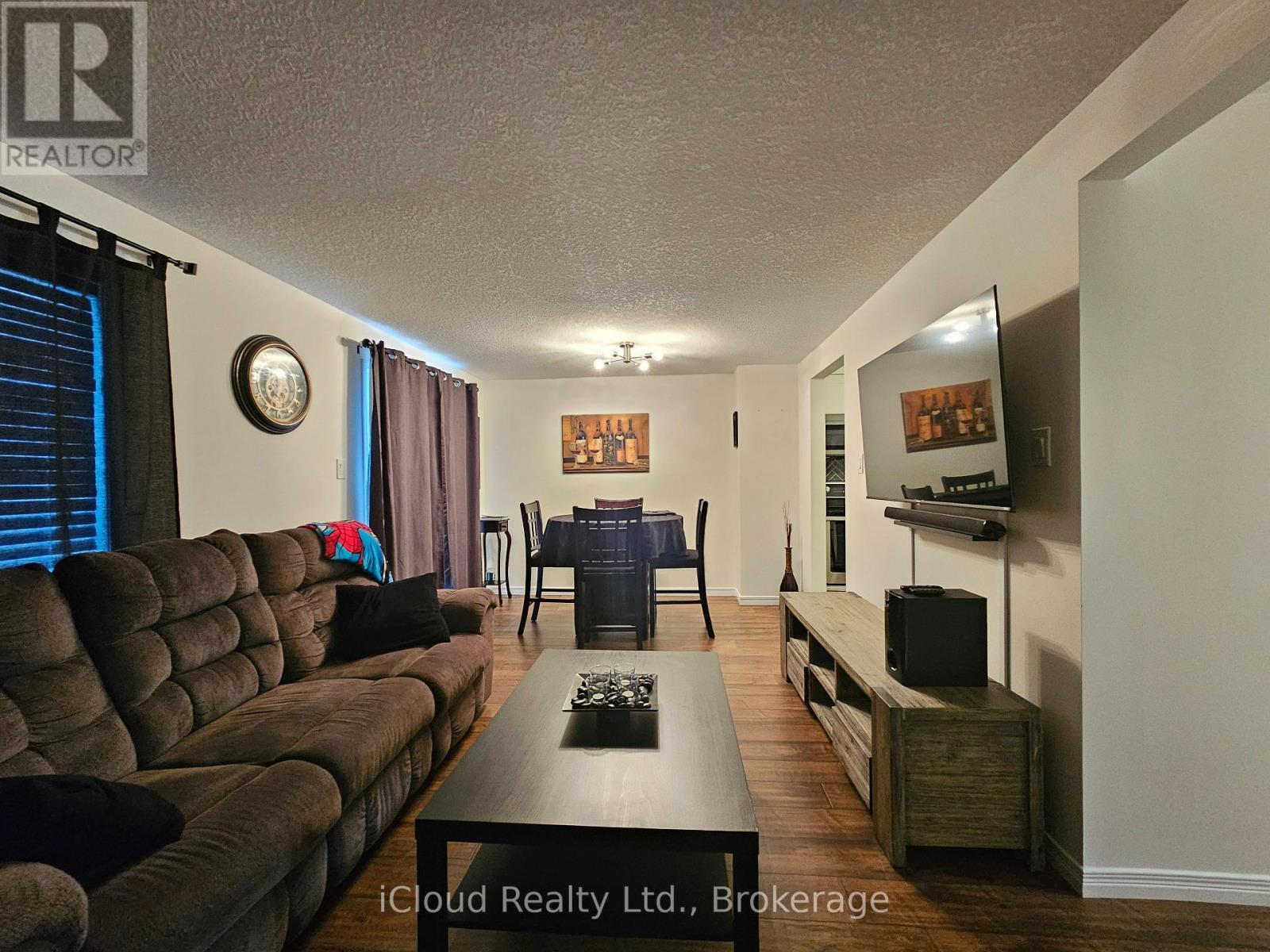 458 Misty Crescent, Kitchener, Ontario N2B 3V6 - Photo 9 - X12993190