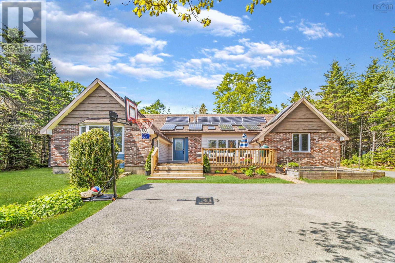 252 Hillside Drive, Boutiliers Point, Nova Scotia