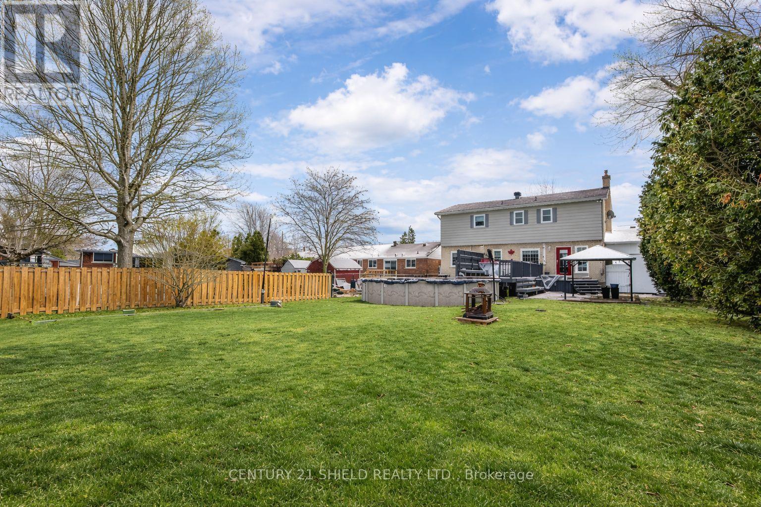 1305 Osborne Avenue, Cornwall, Ontario  K6J 1L3 - Photo 3 - X12897620