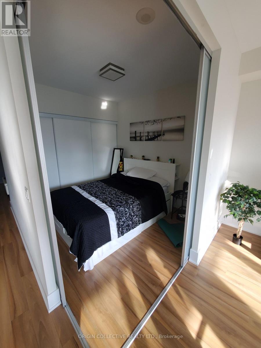 1803 - 300 Front Street, Toronto, Ontario  M5V 0E9 - Photo 5 - C12995468