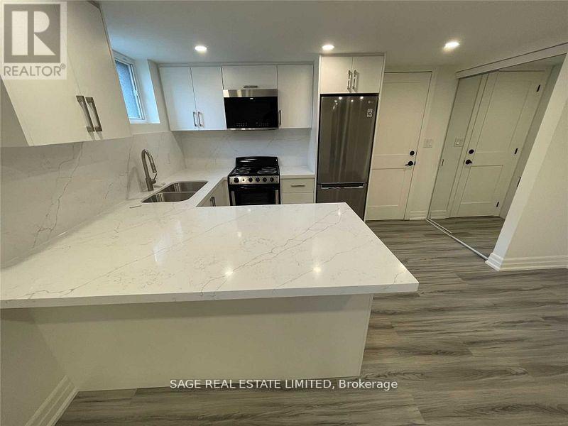 1 - 1084 Avenue Road, Toronto, Ontario  M5N 2E2 - Photo 5 - C12995568