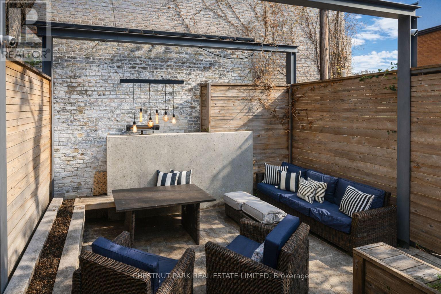 3 Tacoma Avenue, Toronto, Ontario  M4T 2B1 - Photo 14 - C12995650