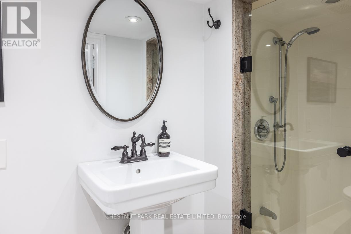 3 Tacoma Avenue, Toronto, Ontario  M4T 2B1 - Photo 32 - C12995650