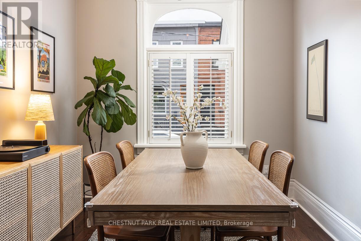 3 Tacoma Avenue, Toronto, Ontario  M4T 2B1 - Photo 7 - C12995650