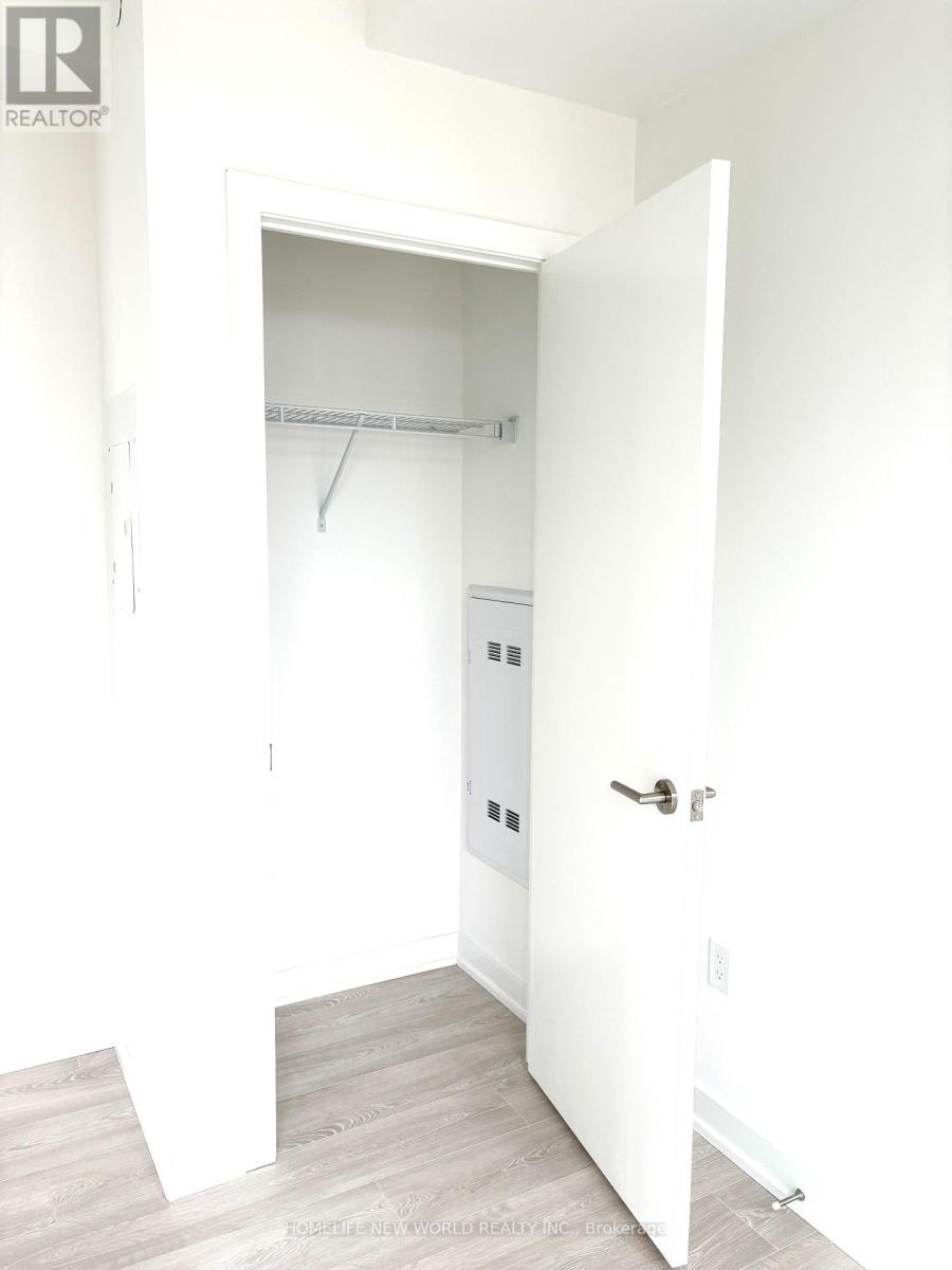 1205 - 5 Quarrington Lane, Toronto, Ontario  M3C 1H7 - Photo 8 - C12995664