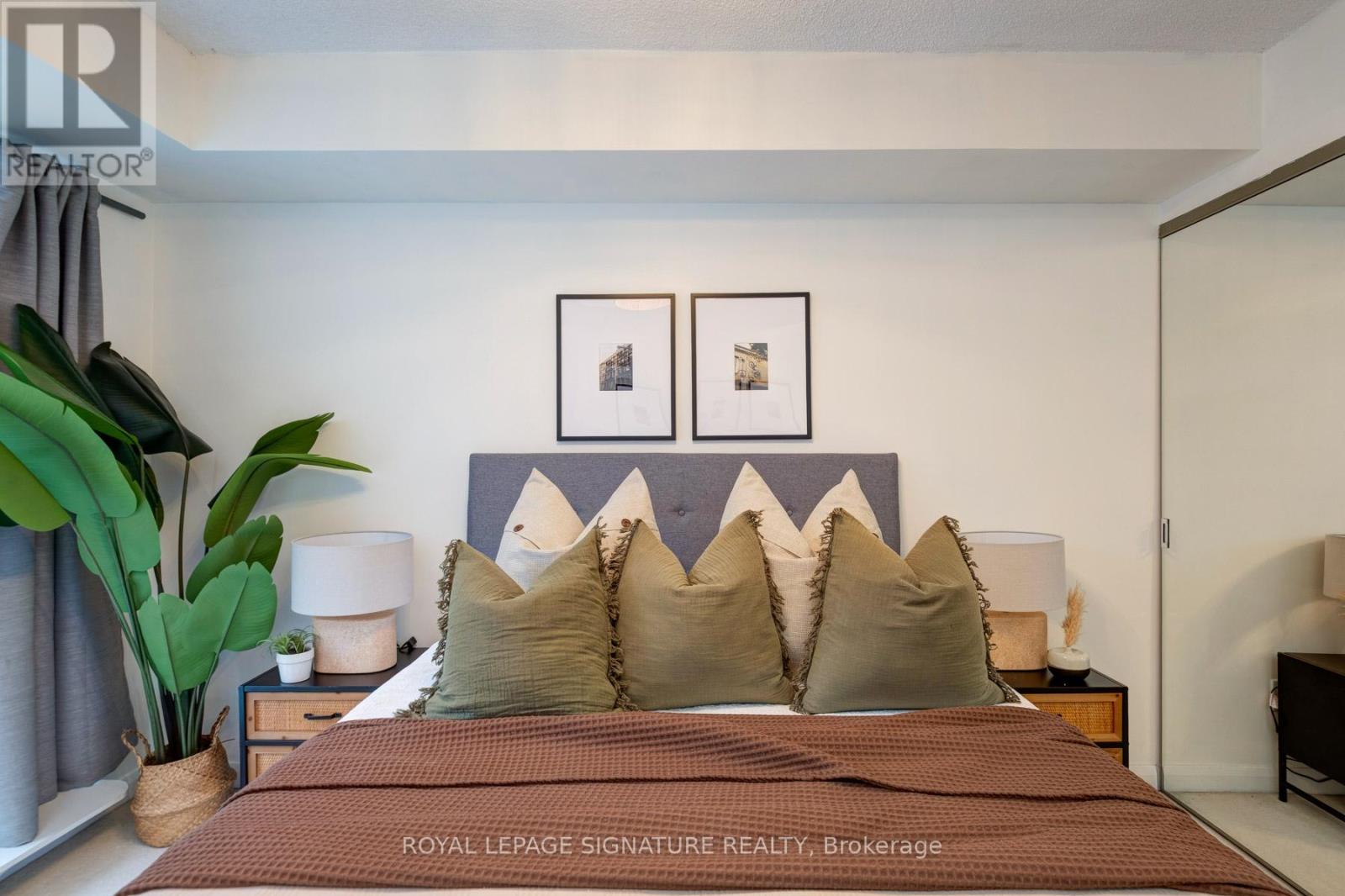 311 - 18 Beverley Street, Toronto, Ontario  M5T 3L2 - Photo 16 - C12995668