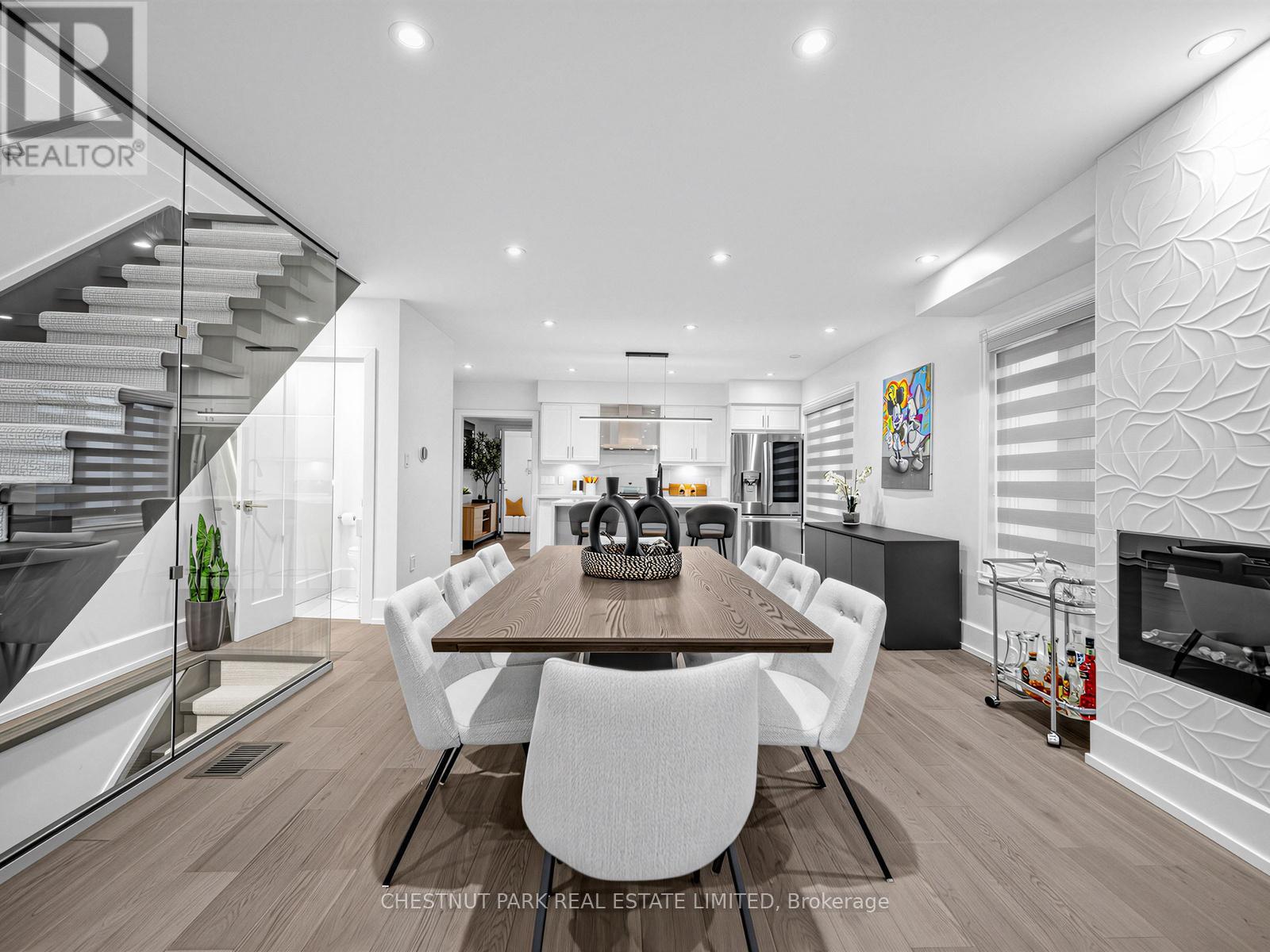 209 Robina Avenue, Toronto, Ontario  M6C 3Y9 - Photo 10 - C12995686