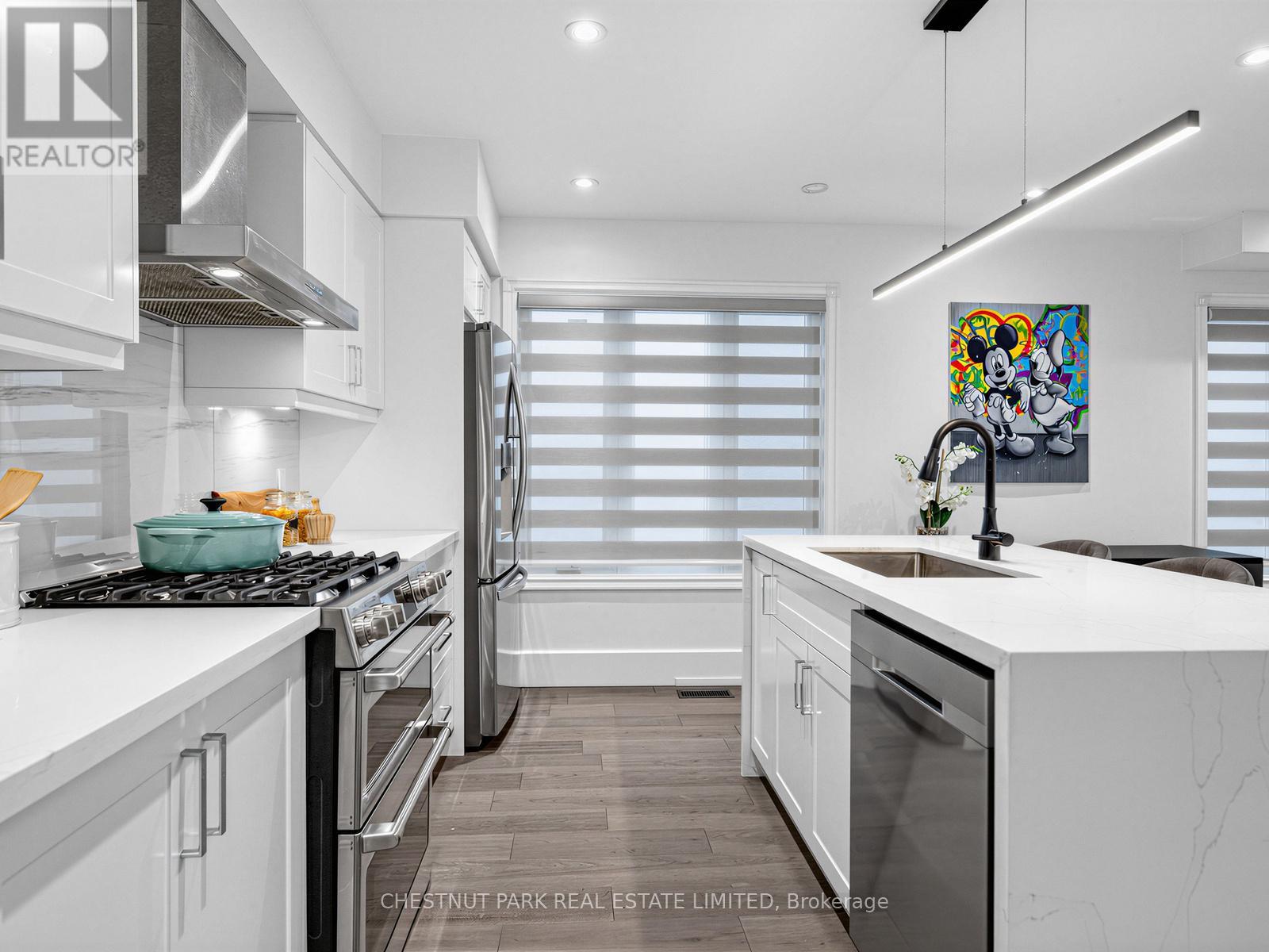 209 Robina Avenue, Toronto, Ontario  M6C 3Y9 - Photo 15 - C12995686