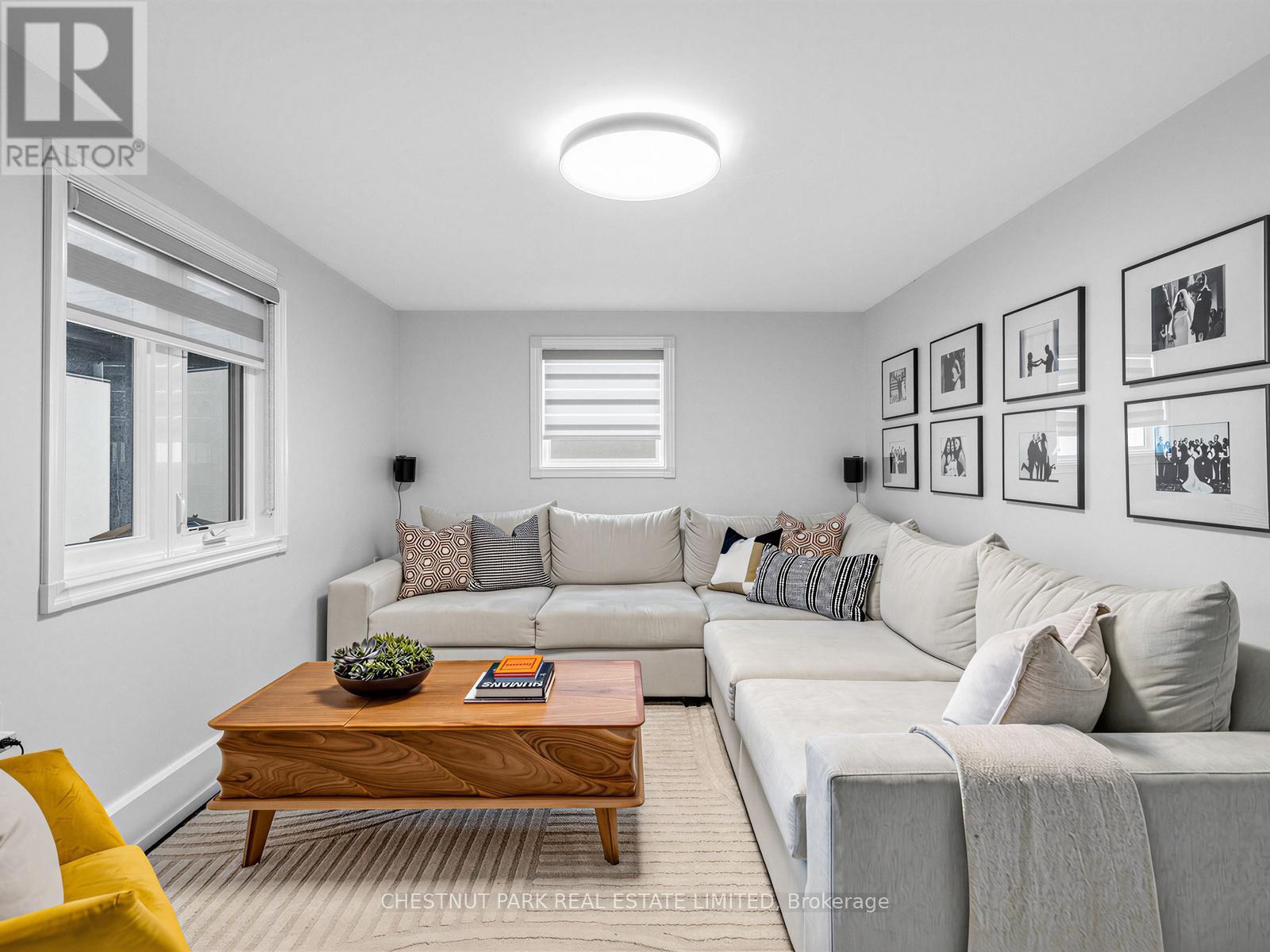 209 Robina Avenue, Toronto, Ontario  M6C 3Y9 - Photo 18 - C12995686