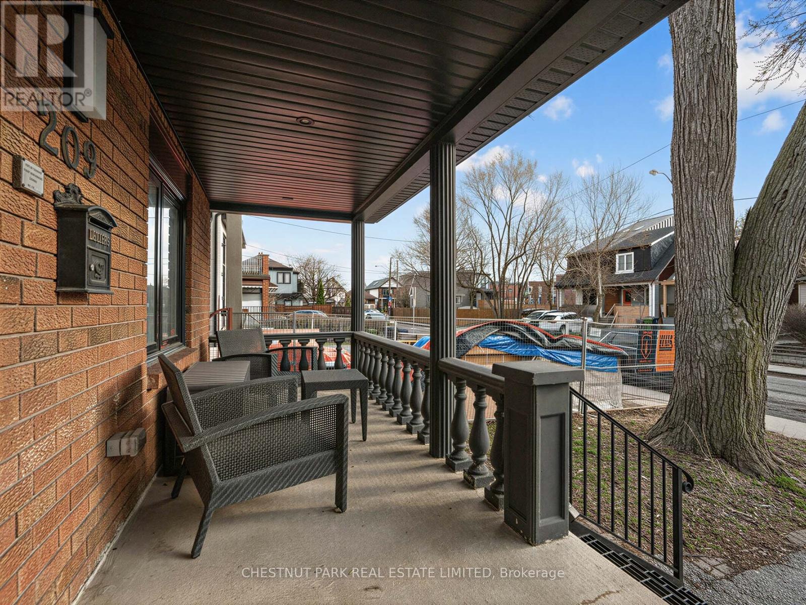 209 Robina Avenue, Toronto, Ontario  M6C 3Y9 - Photo 2 - C12995686
