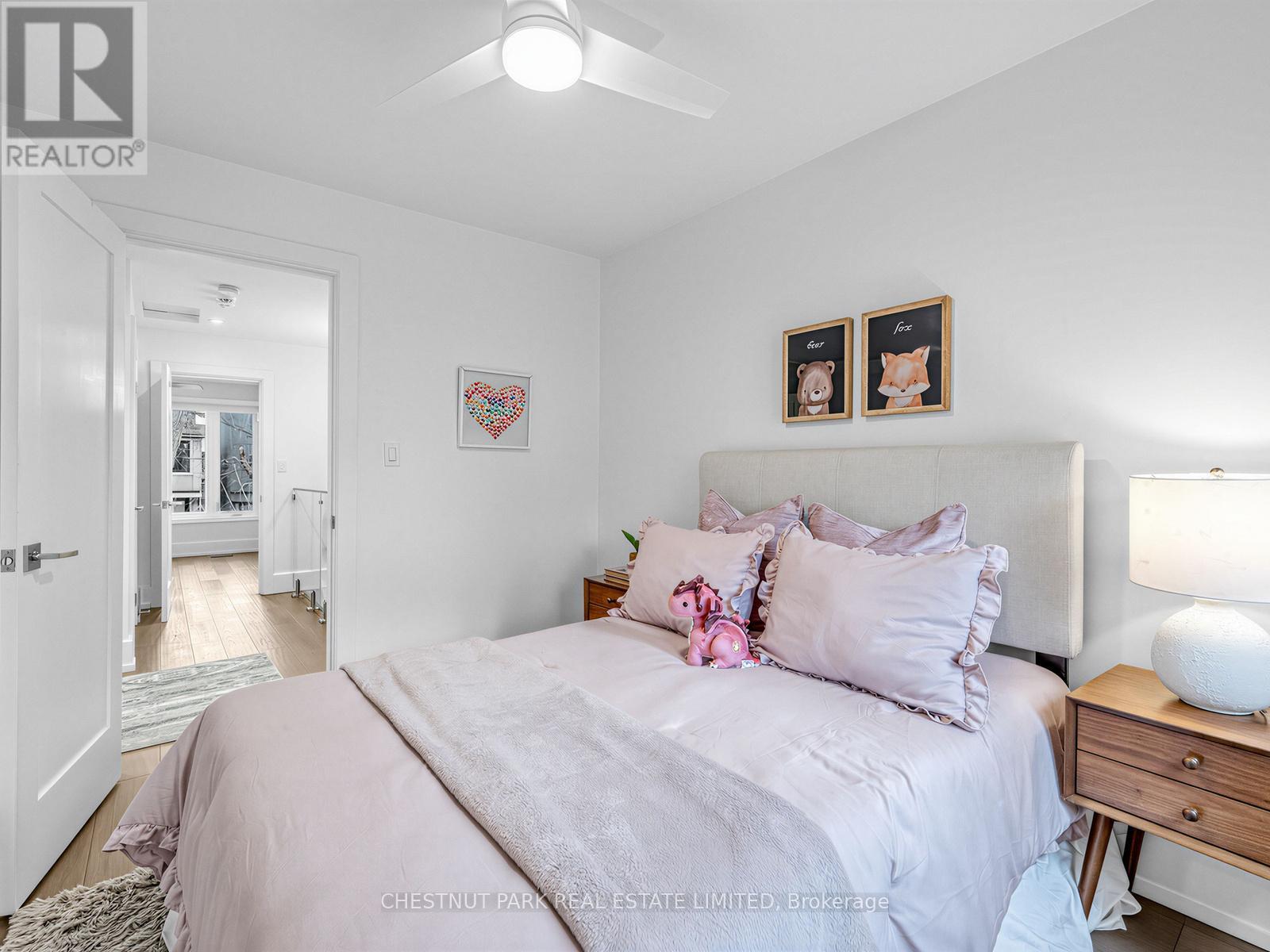 209 Robina Avenue, Toronto, Ontario  M6C 3Y9 - Photo 26 - C12995686