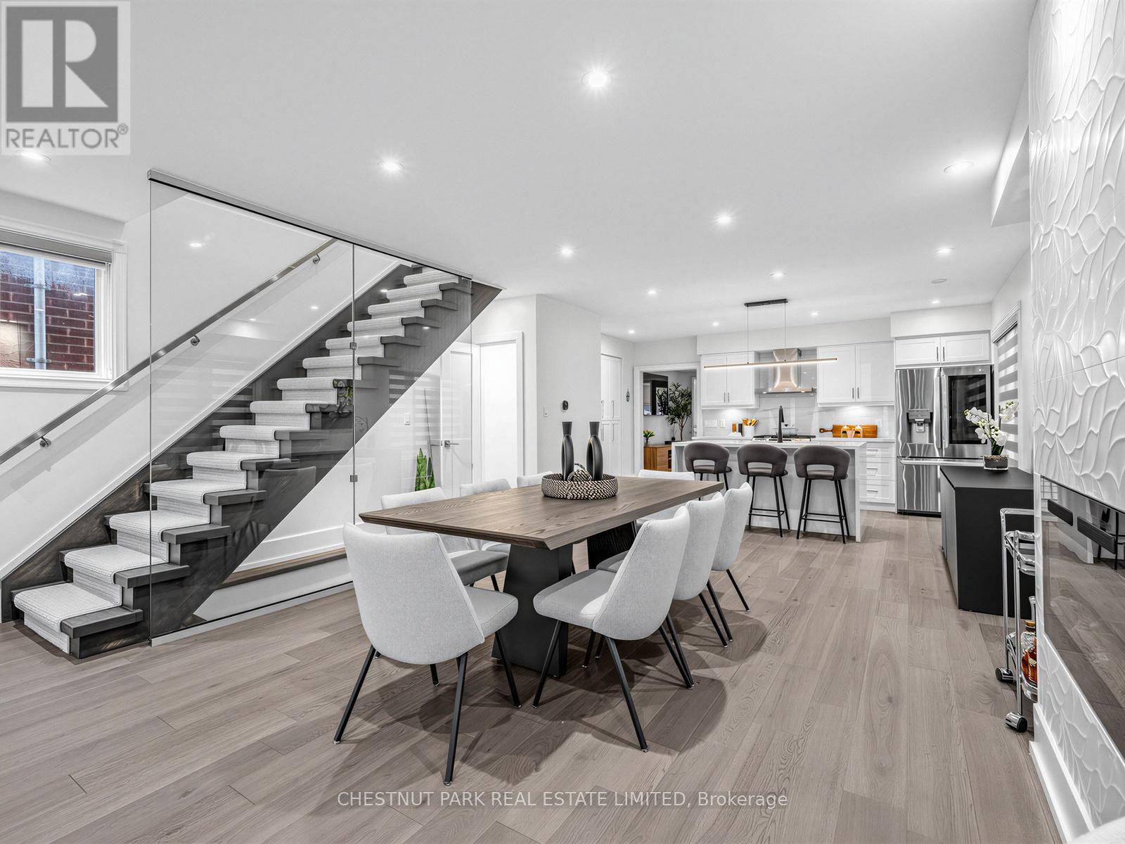 209 Robina Avenue, Toronto, Ontario  M6C 3Y9 - Photo 7 - C12995686