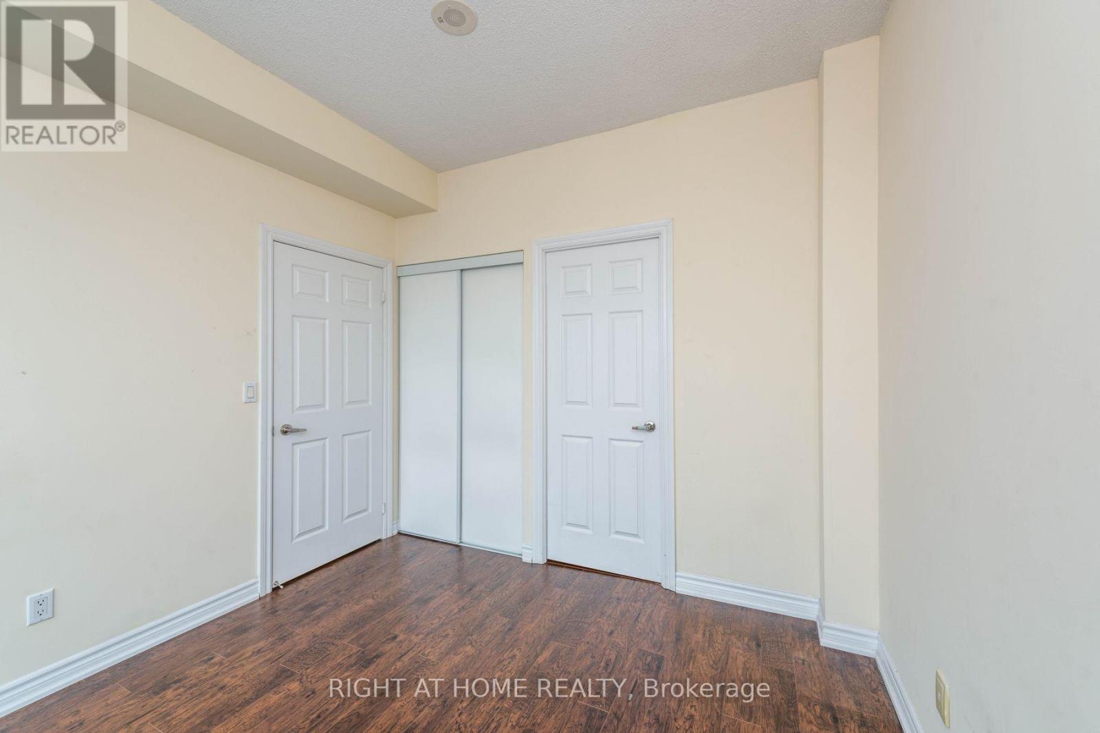 2712 - 761 Bay Street, Toronto, Ontario  M5G 2R2 - Photo 24 - C12995738