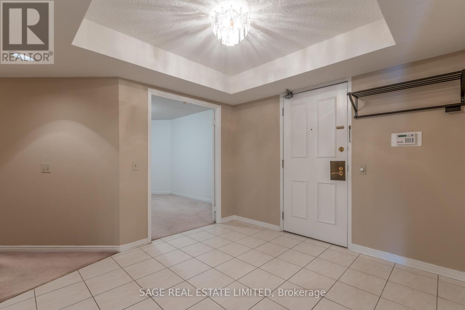 302 - 25 George Street, Toronto, Ontario M5A 4L8 - Photo 2 - C12995772