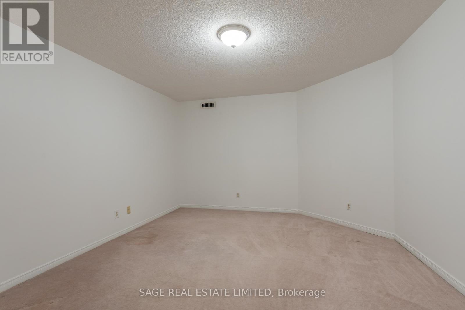 302 - 25 George Street, Toronto, Ontario M5A 4L8 - Photo 5 - C12995772