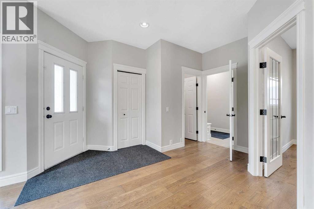 202 Coral Reef Manor Ne, Calgary, Alberta T3J 3Y7 - Photo 3 - A2289045