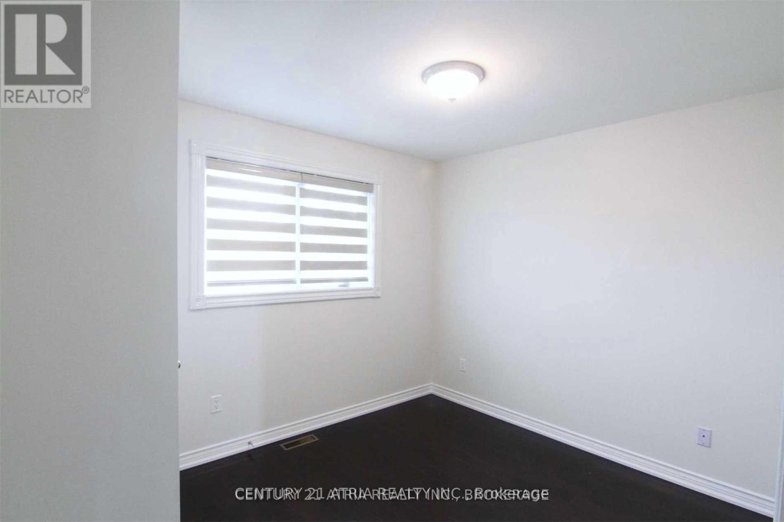 40 Alanbull Square, Toronto, Ontario  M1V 4M1 - Photo 7 - E12995494