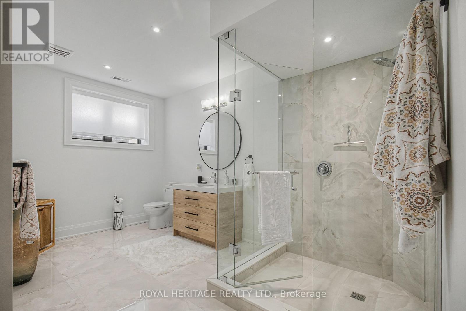 614 Roselawn Avenue, Oshawa, Ontario  L1L 1B2 - Photo 42 - E12995514