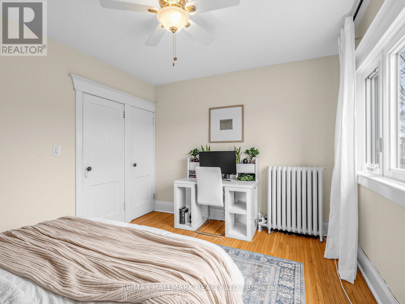 86 Mortimer Avenue, Toronto, Ontario  M4K 2A1 - Photo 17 - E12995534