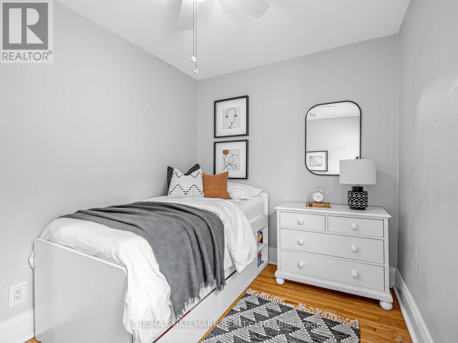 86 Mortimer Avenue, Toronto, Ontario  M4K 2A1 - Photo 20 - E12995534