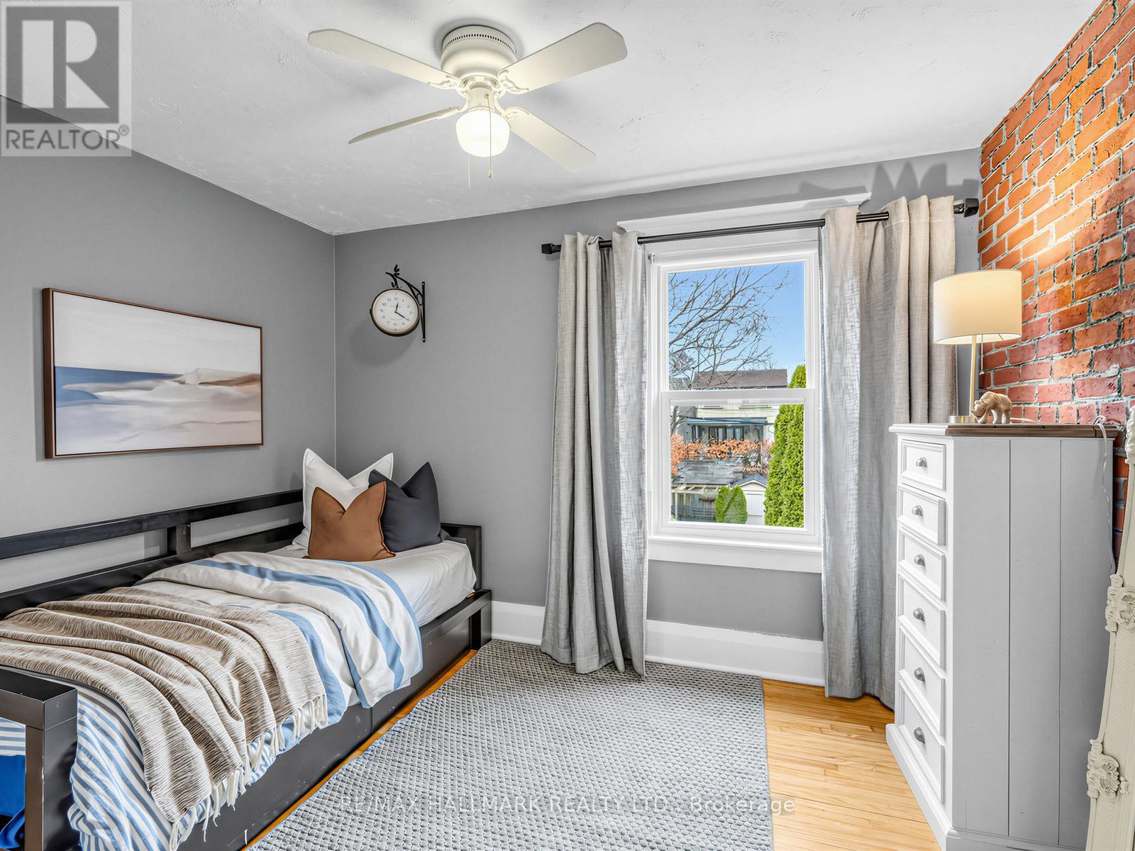 86 Mortimer Avenue, Toronto, Ontario  M4K 2A1 - Photo 21 - E12995534