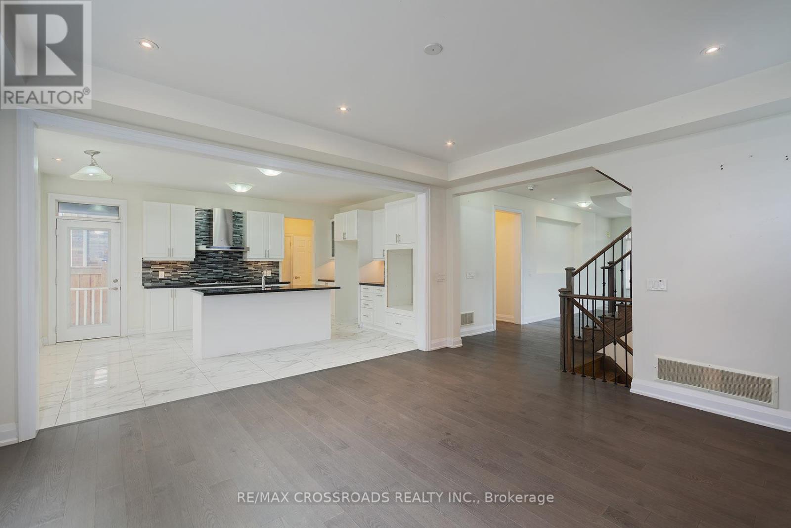 2300 Dobbinton Street, Oshawa, Ontario  L1L 0L3 - Photo 12 - E12995620