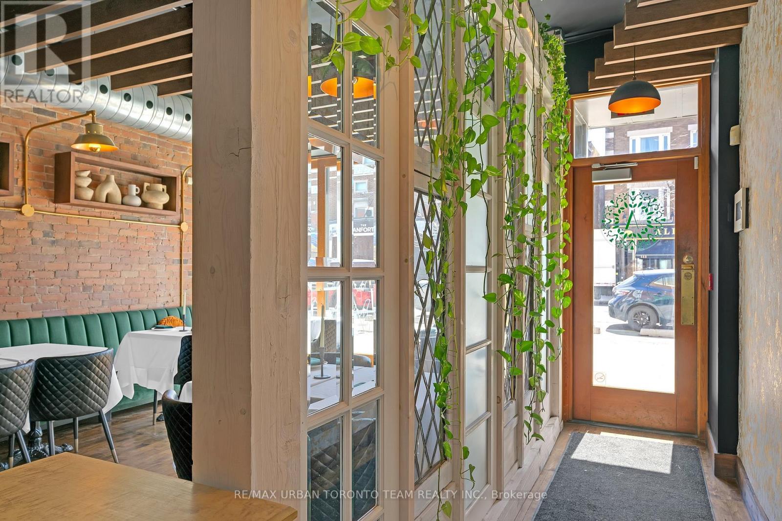 162 Danforth Avenue, Toronto, Ontario  M4K 1N2 - Photo 2 - E12995724