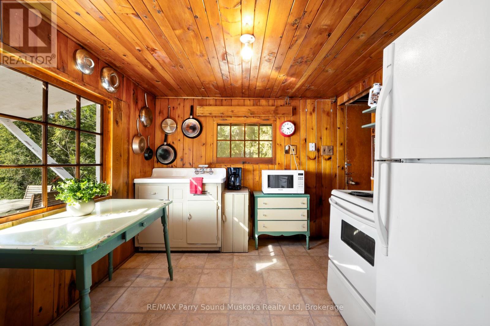 764 East Bear Lake Road, Mcmurrich/monteith, Ontario  P0A 1Y0 - Photo 13 - X12960332