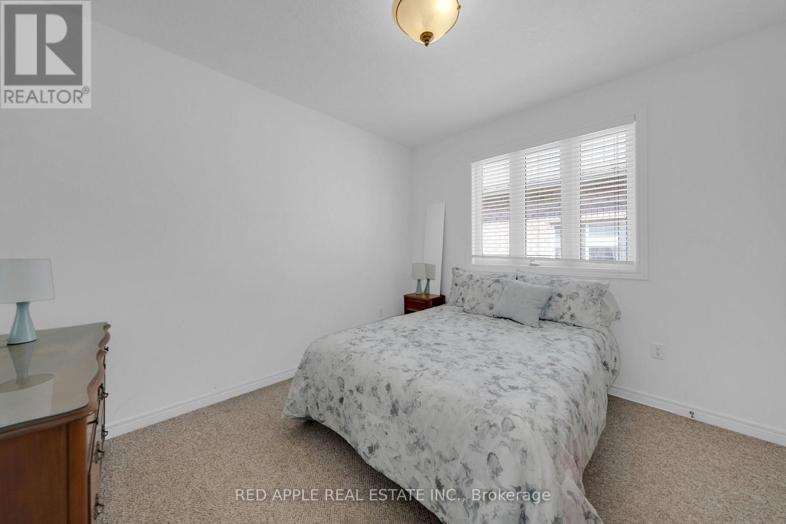 46 Bannerman Drive, Bradford West Gwillimbury, Ontario  L3Z 3J7 - Photo 17 - N12995470