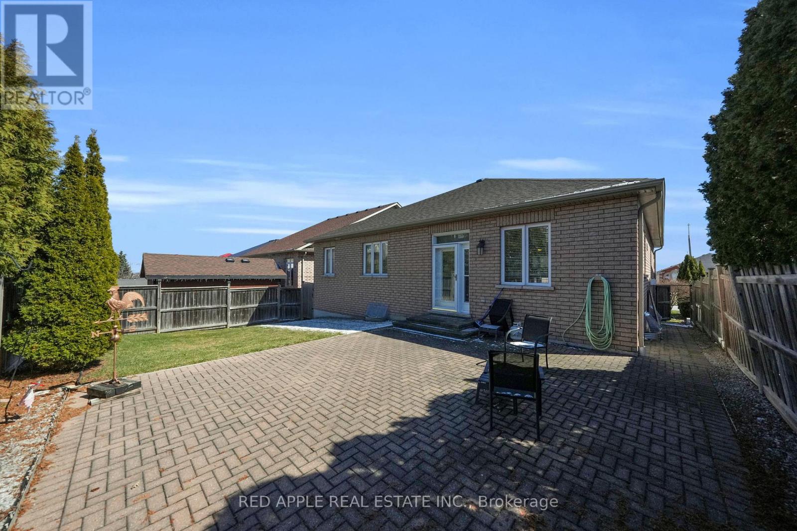 46 Bannerman Drive, Bradford West Gwillimbury, Ontario  L3Z 3J7 - Photo 20 - N12995470