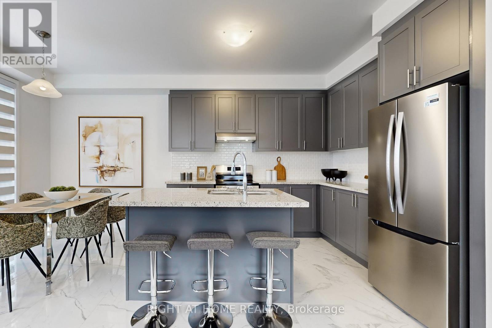 154 Anna Russell Way, Markham, Ontario  L3R 3X3 - Photo 10 - N12995488