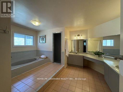 492 Traviss Drive, Newmarket, Ontario  L3Y 7K5 - Photo 17 - N12995490