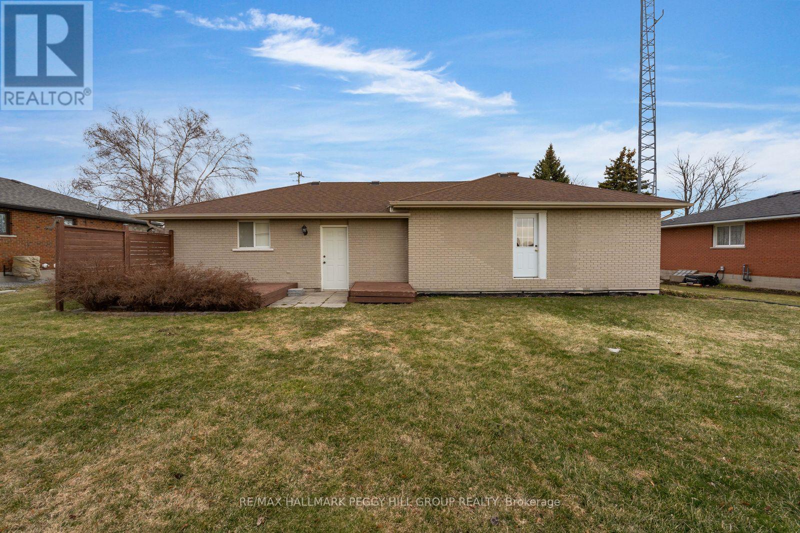 2069 Gilford Road, Innisfil, Ontario  L0L 1R0 - Photo 11 - N12995550