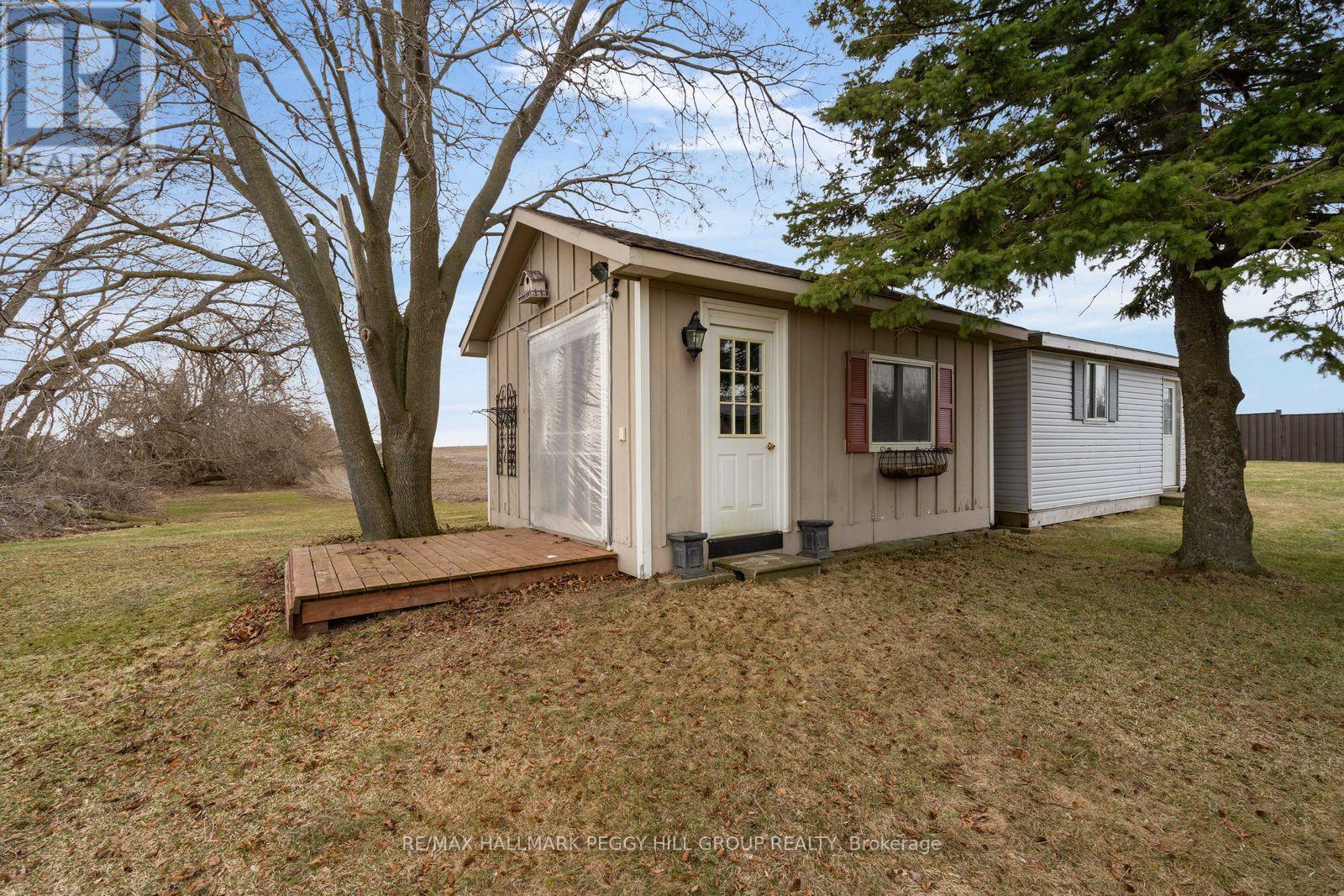 2069 Gilford Road, Innisfil, Ontario  L0L 1R0 - Photo 12 - N12995550